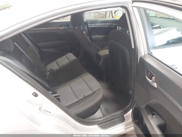 Продаж на аукціоні авто 2018 Hyundai Elantra Sel, vin: 5NPD84LFXJH231056, номер лоту: 45773668