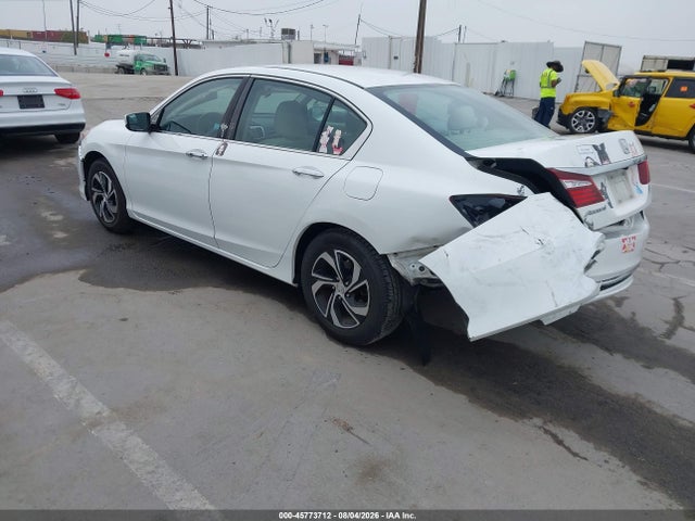 45773712 :رقم المزاد ، 1HGCR2F35HA161743 vin ، 2017 Honda Accord Lx مزاد بيع