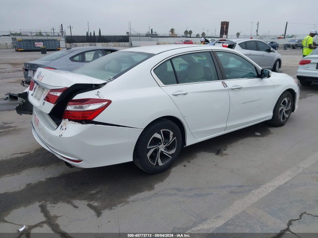 45773712 :رقم المزاد ، 1HGCR2F35HA161743 vin ، 2017 Honda Accord Lx مزاد بيع