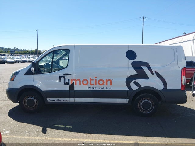Ford Transit-150 2017 1FTYE1YM7HKA34650 Image 13