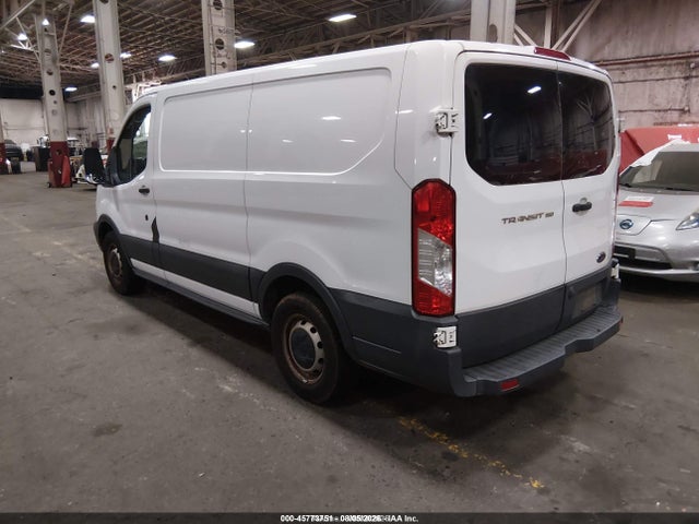 Ford Transit-150 2017 1FTYE1YM7HKA34650 Image 3