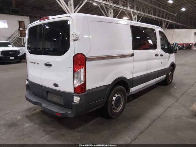 Ford Transit-150 2017 1FTYE1YM7HKA34650 Image 4