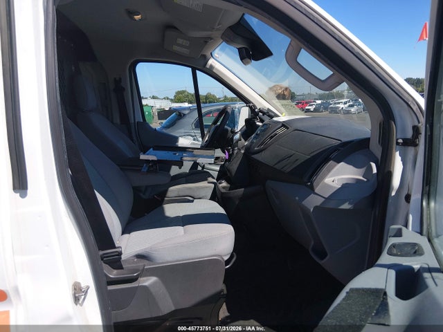 Ford Transit-150 2017 1FTYE1YM7HKA34650 Image 5