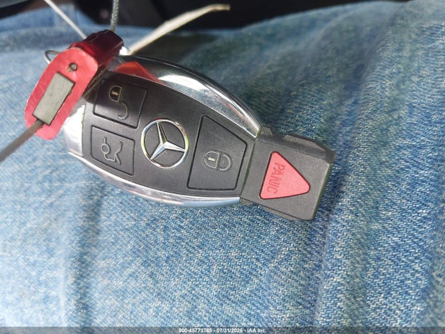 2010 Mercedes-benz E 550 მანქანა იყიდება აუქციონზე, vin: WDDHF7CB8AA110996, აუქციონის ნომერი: 45773765