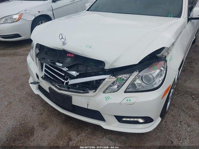 2010 Mercedes-benz E 550 მანქანა იყიდება აუქციონზე, vin: WDDHF7CB8AA110996, აუქციონის ნომერი: 45773765