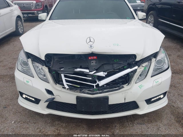 2010 Mercedes-benz E 550 მანქანა იყიდება აუქციონზე, vin: WDDHF7CB8AA110996, აუქციონის ნომერი: 45773765