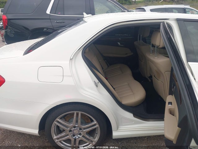 2010 Mercedes-benz E 550 მანქანა იყიდება აუქციონზე, vin: WDDHF7CB8AA110996, აუქციონის ნომერი: 45773765