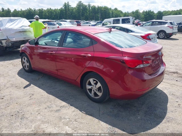 5NPDH4AE9FH575060 Hyundai ELANTRA SE
