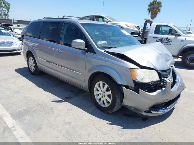 Chrysler Town &amp; Country Touring 2014 2C4RC1BG9ER211838 main image