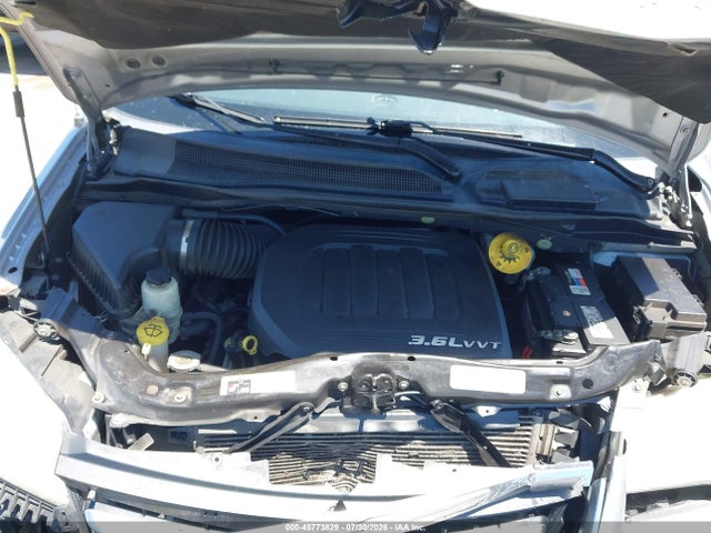 2C4RC1BG9ER211838 Chrysler Town &amp; Country Touring