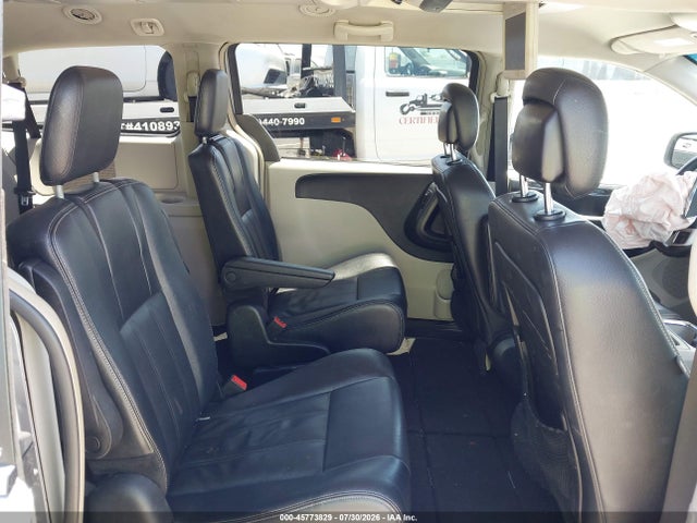 2C4RC1BG9ER211838 Chrysler Town &amp; Country Touring