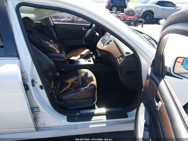 Продаж на аукціоні авто 2013 Hyundai Genesis 3.8, vin: KMHGC4DD5DU233960, номер лоту: 45773838
