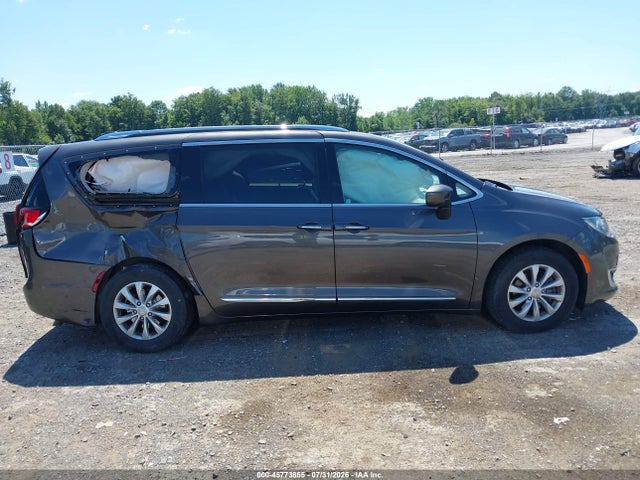 Aukcja sprzedaży 2018 Chrysler Pacifica Touring L, vin: 2C4RC1BG6JR126370, numer aukcji: 45773855