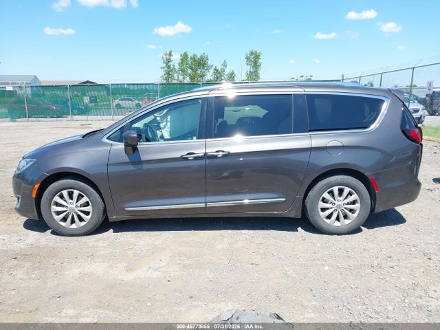 Aukcja sprzedaży 2018 Chrysler Pacifica Touring L, vin: 2C4RC1BG6JR126370, numer aukcji: 45773855