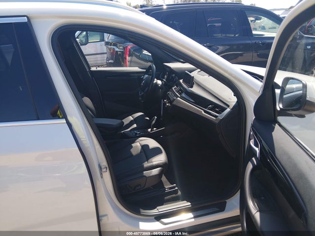45773869 :رقم المزاد ، WBXJG9C0XN5V05766 vin ، 2022 Bmw X1 Xdrive28i مزاد بيع