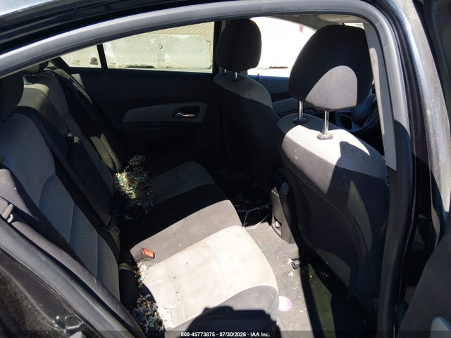 1G1PA5SGXE7104621 Chevrolet Cruze Ls Auto