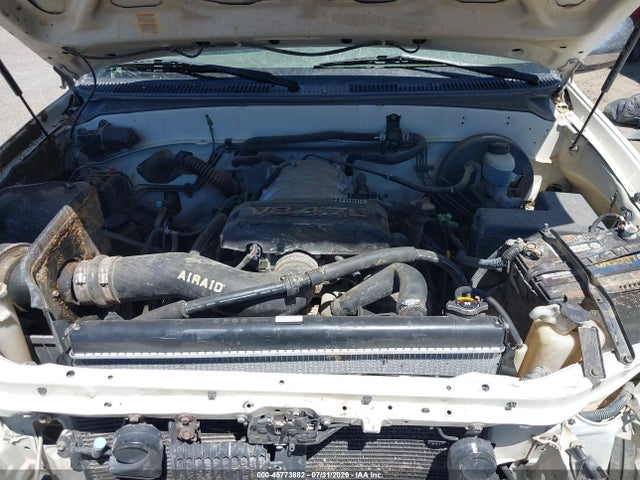 Продажа на аукционе авто 2003 Toyota Tundra Sr5 V8, vin: 5TBRT34143S370249, номер лота: 45773882