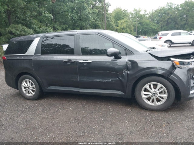 2023 Kia Carnival Mpv Lx Seat Package მანქანა იყიდება აუქციონზე, vin: KNDNB4H37P6194748, აუქციონის ნომერი: 45773906