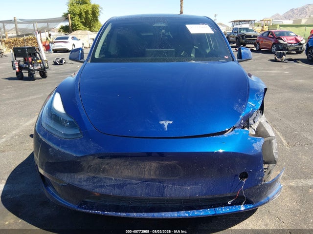 Продажа на аукционе авто 2024 Tesla Model Y Long Range Dual Motor All-wheel Drive, vin: 7SAYGDEE9RF183295, номер лота: 45773908