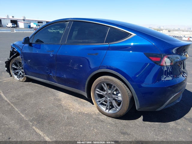 Продажа на аукционе авто 2024 Tesla Model Y Long Range Dual Motor All-wheel Drive, vin: 7SAYGDEE9RF183295, номер лота: 45773908