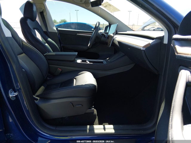 Продажа на аукционе авто 2024 Tesla Model Y Long Range Dual Motor All-wheel Drive, vin: 7SAYGDEE9RF183295, номер лота: 45773908