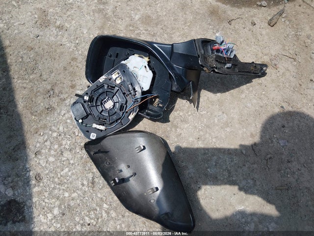 45773911 :رقم المزاد ، 4S4BTADC5M3220468 vin ، 2021 Subaru Outback Premium مزاد بيع