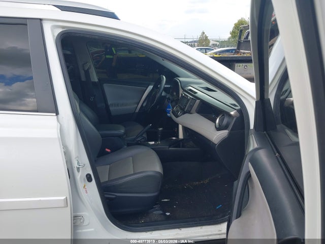 Продажа на аукционе авто 2015 Toyota Rav4 Limited, vin: JTMDFREV8FD127878, номер лота: 45773919