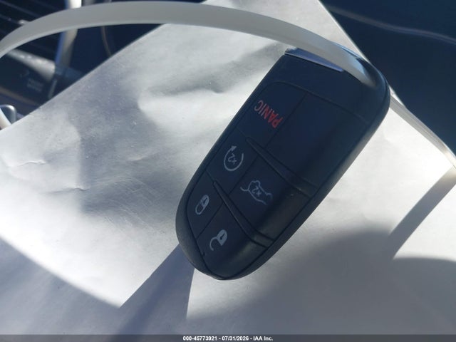 Продажа на аукционе авто 2015 Jeep Grand Cherokee Limited, vin: 1C4RJEBG3FC903620, номер лота: 45773921