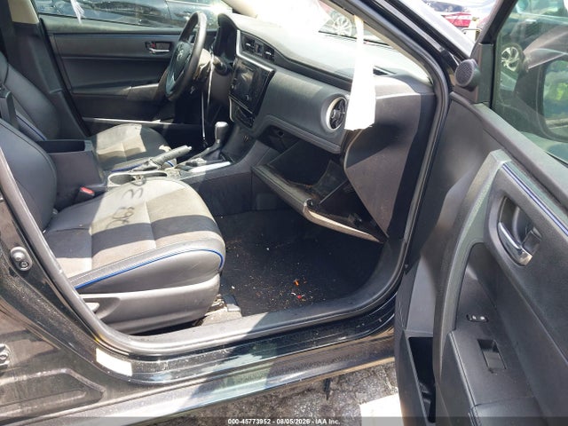 Продажа на аукционе авто 2018 Toyota Corolla Se, vin: 2T1BURHE8JC031554, номер лота: 45773952