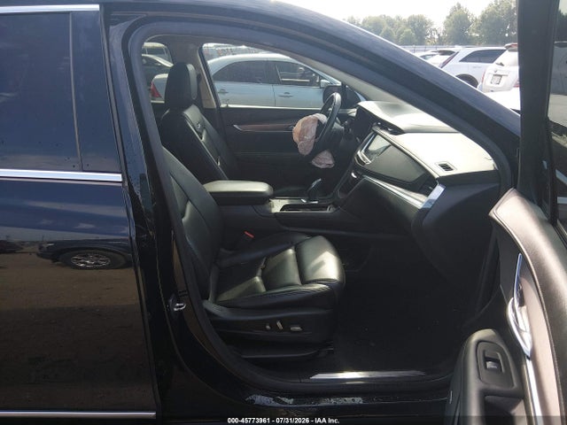2018 Cadillac Xt5 Luxury მანქანა იყიდება აუქციონზე, vin: 1GYKNCRS9JZ123822, აუქციონის ნომერი: 45773961
