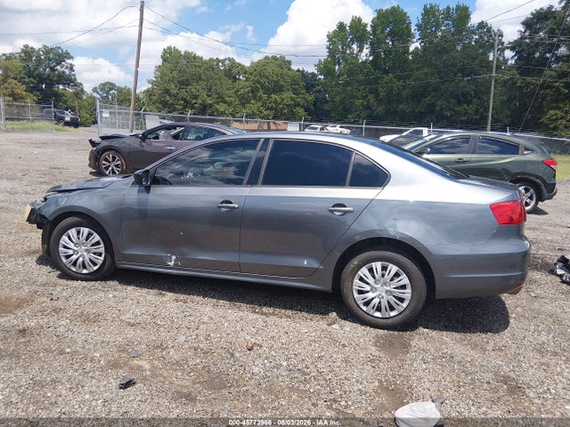 2014 Volkswagen Jetta 2.0l S მანქანა იყიდება აუქციონზე, vin: 3VW2K7AJ1EM320870, აუქციონის ნომერი: 45773966