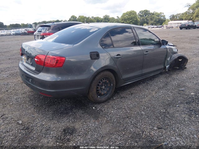 2014 Volkswagen Jetta 2.0l S მანქანა იყიდება აუქციონზე, vin: 3VW2K7AJ1EM320870, აუქციონის ნომერი: 45773966