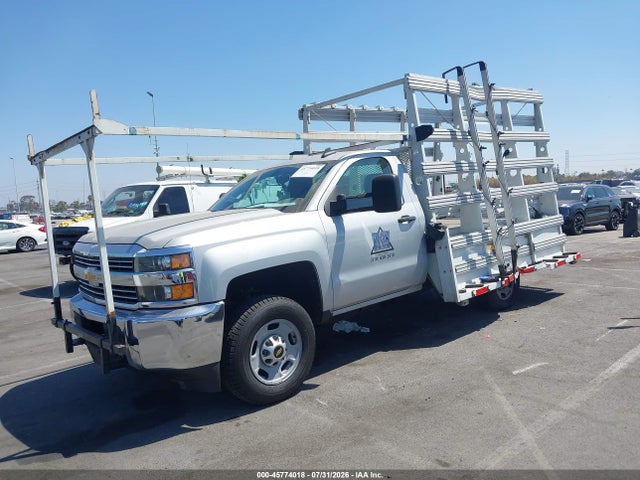 1GB0CUEG6JZ316105 Chevrolet Silverado 2500hd Wt