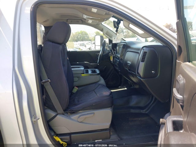 1GB0CUEG6JZ316105 Chevrolet Silverado 2500hd Wt