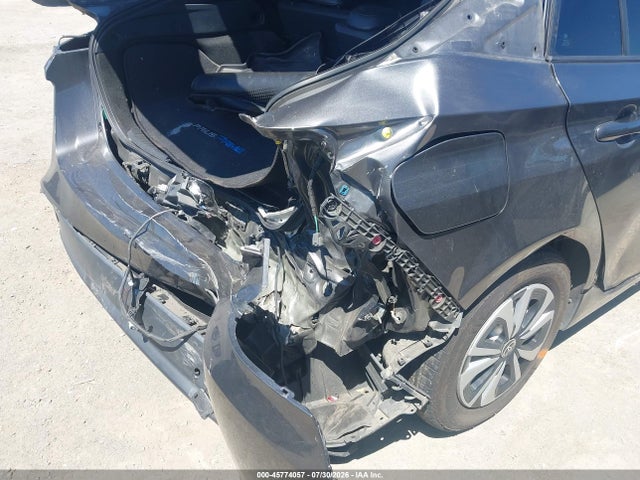 Toyota Prius Prime Premium 2018 JTDKARFP1J3084232 Image 18