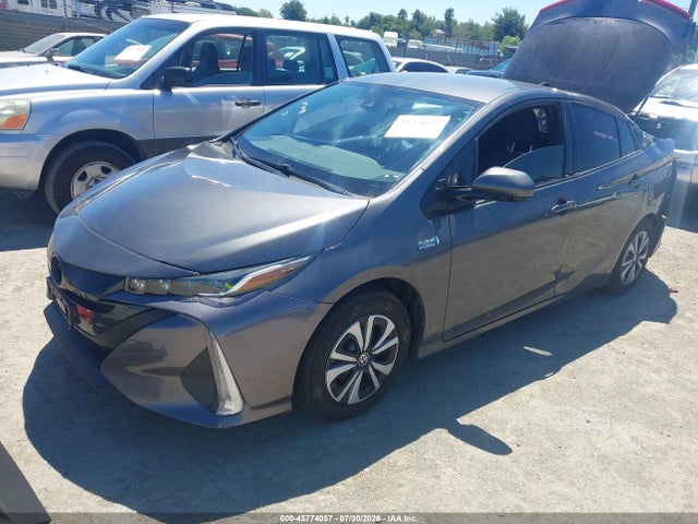 Toyota Prius Prime Premium 2018 JTDKARFP1J3084232 Image 2