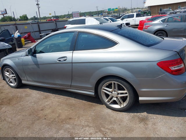 45774088 :رقم المزاد ، WDDGJ5HB3CF800524 vin ، 2012 Mercedes-benz C 350 Sport مزاد بيع