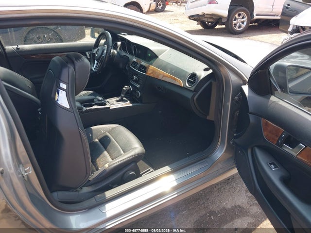 45774088 :رقم المزاد ، WDDGJ5HB3CF800524 vin ، 2012 Mercedes-benz C 350 Sport مزاد بيع