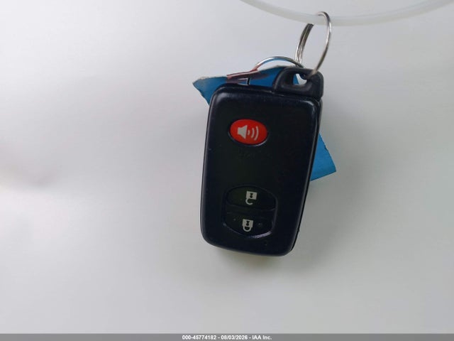 45774182 :رقم المزاد ، JTDKN3DU1C5443256 vin ، 2012 Toyota Prius Two مزاد بيع