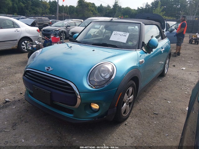Mini Convertible Cooper 2018 WMWWG5C53J3D00903 Image 2