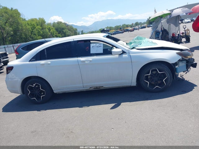 45774269 :رقم المزاد ، 1C3CCBABXDN735436 vin ، 2013 Chrysler 200 Lx مزاد بيع