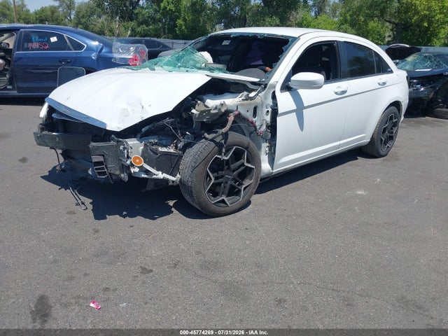 45774269 :رقم المزاد ، 1C3CCBABXDN735436 vin ، 2013 Chrysler 200 Lx مزاد بيع