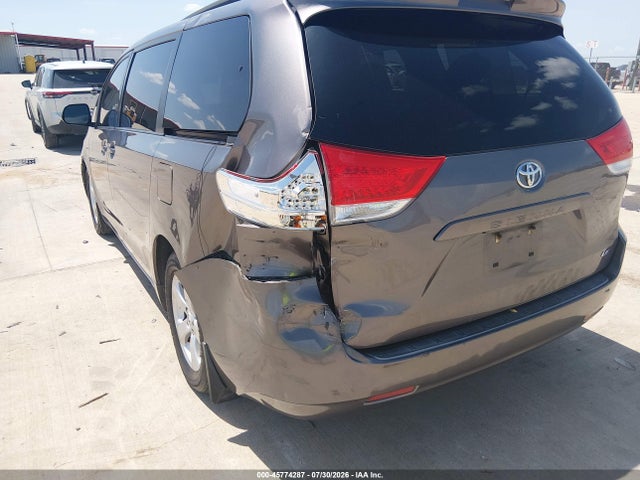 Aukcja sprzedaży 2011 Toyota Sienna Le V6, vin: 5TDKK3DC8BS013278, numer aukcji: 45774287