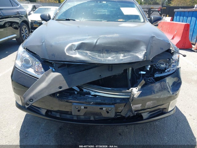 45774293 :رقم المزاد ، JTHBK1EG7B2421976 vin ، 2011 Lexus Es 350 مزاد بيع