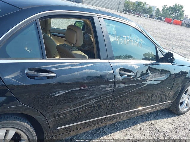 45774317 :رقم المزاد ، WDDGF81X38F191516 vin ، 2008 Mercedes-benz C 300 مزاد بيع