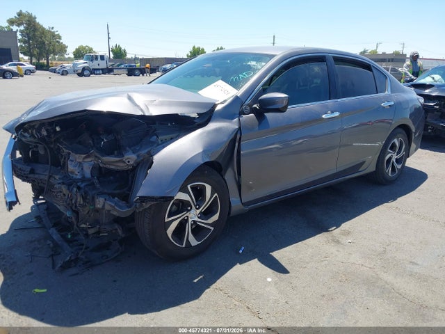 Honda ACCORD LX 2017 1HGCR2F39HA132486 Image 2