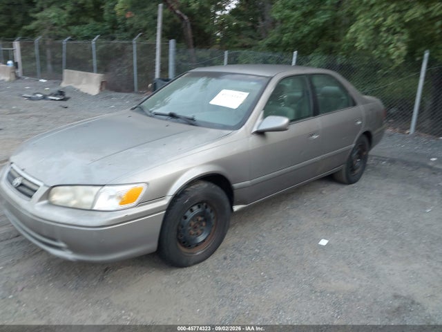 45774323 :رقم المزاد ، 4T1BG22K2YU696729 vin ، 2000 Toyota Camry Le مزاد بيع