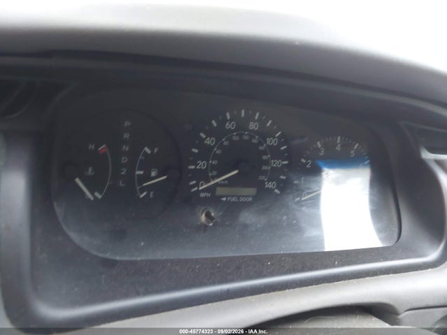 45774323 :رقم المزاد ، 4T1BG22K2YU696729 vin ، 2000 Toyota Camry Le مزاد بيع