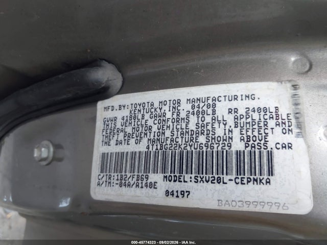 45774323 :رقم المزاد ، 4T1BG22K2YU696729 vin ، 2000 Toyota Camry Le مزاد بيع