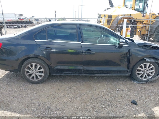 45774339 :رقم المزاد ، 3VWDX7AJ9DM357173 vin ، 2013 Volkswagen Jetta 2.5l Se مزاد بيع